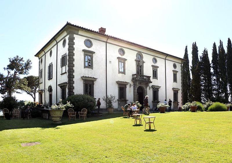Casa Bartolacci Charme In Бивильяно Экстерьер фото