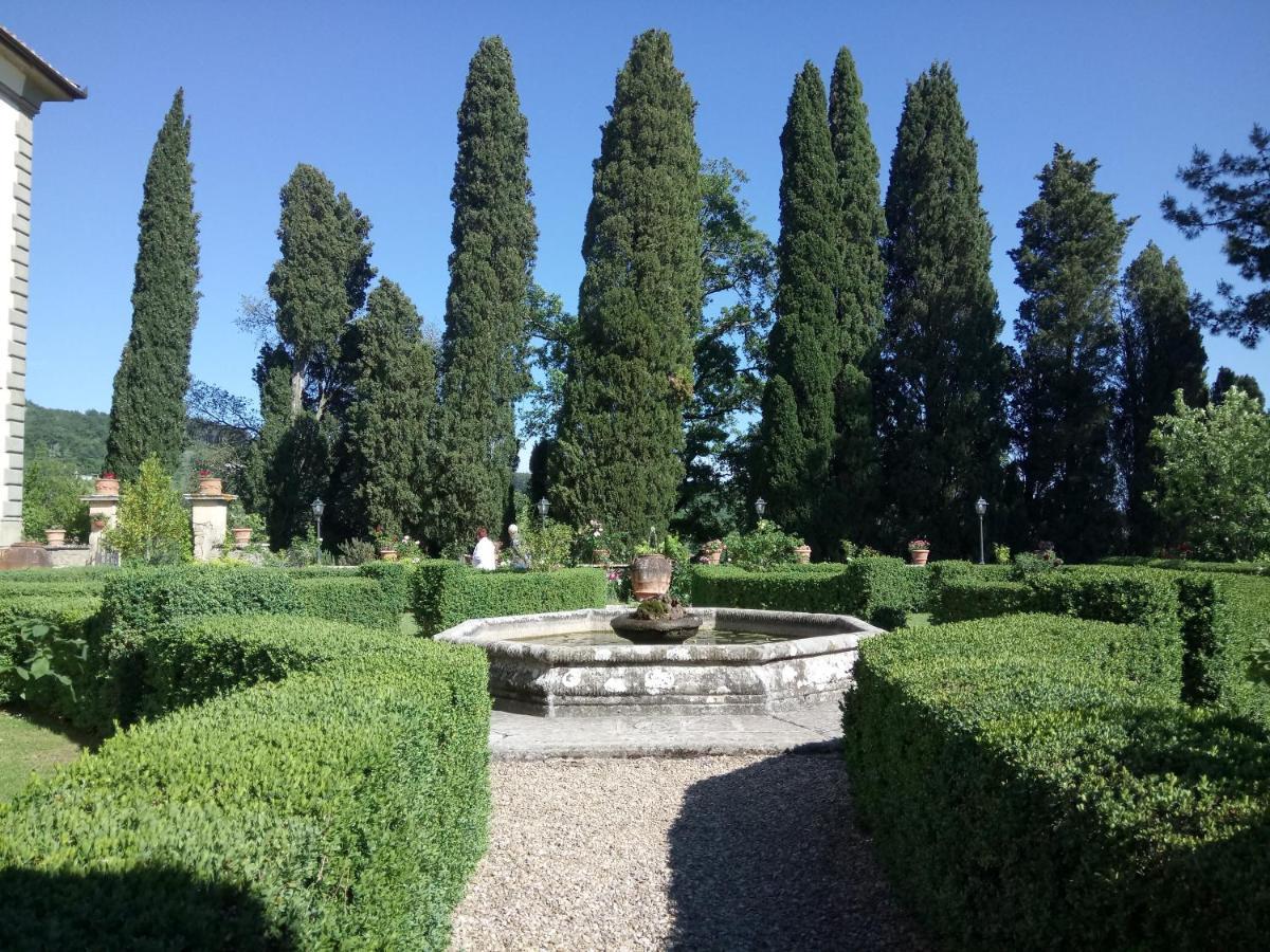 Casa Bartolacci Charme In Бивильяно Экстерьер фото