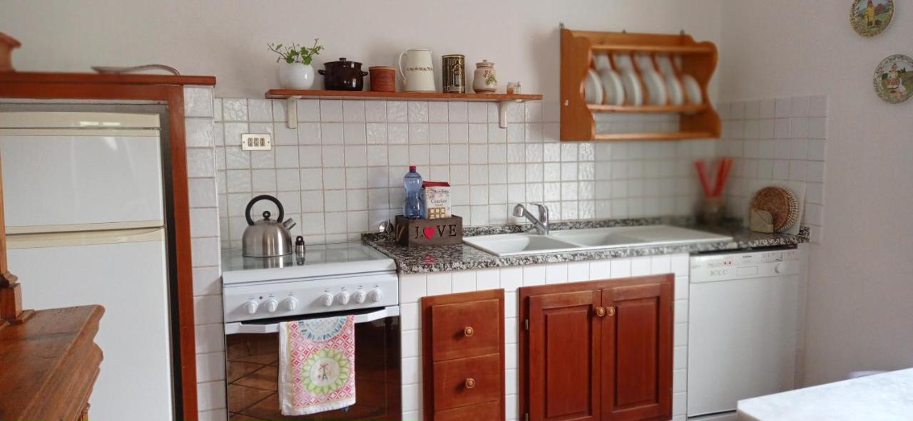 Casa Bartolacci Charme In Бивильяно Экстерьер фото